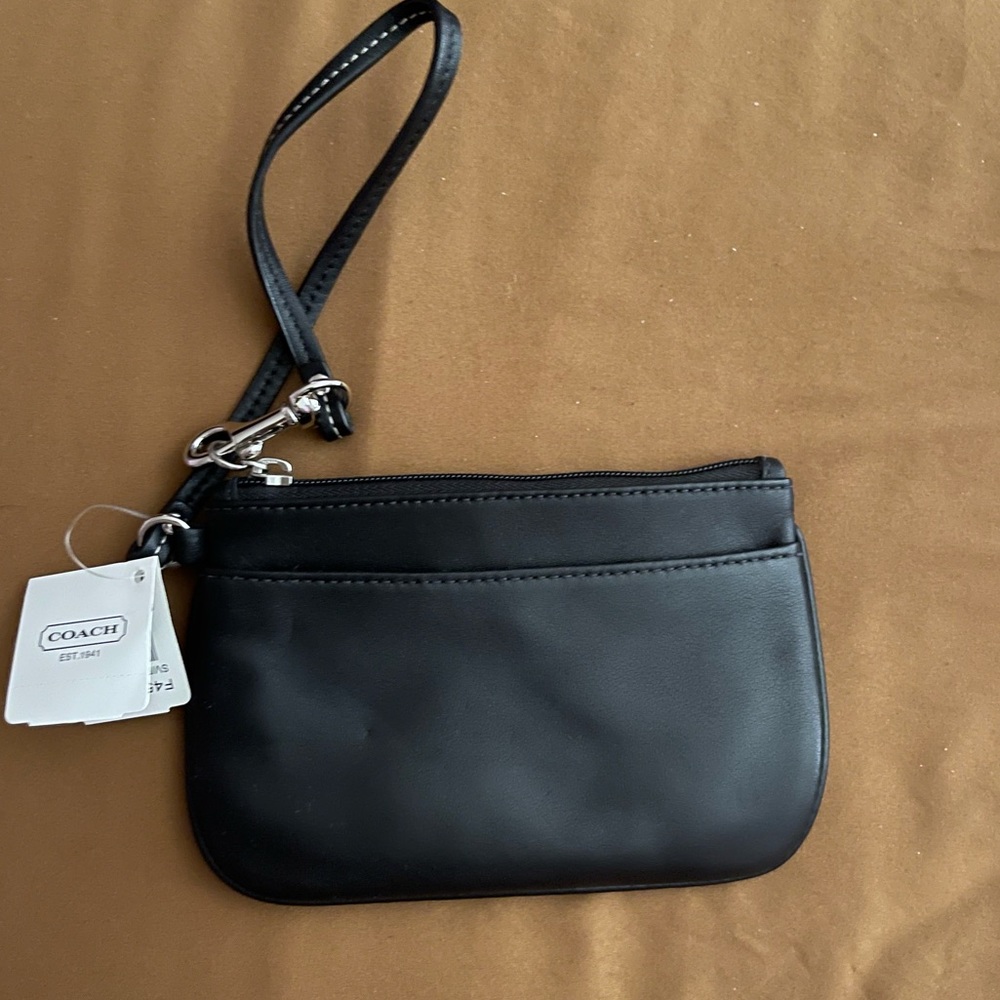 Coach wristlet NWT